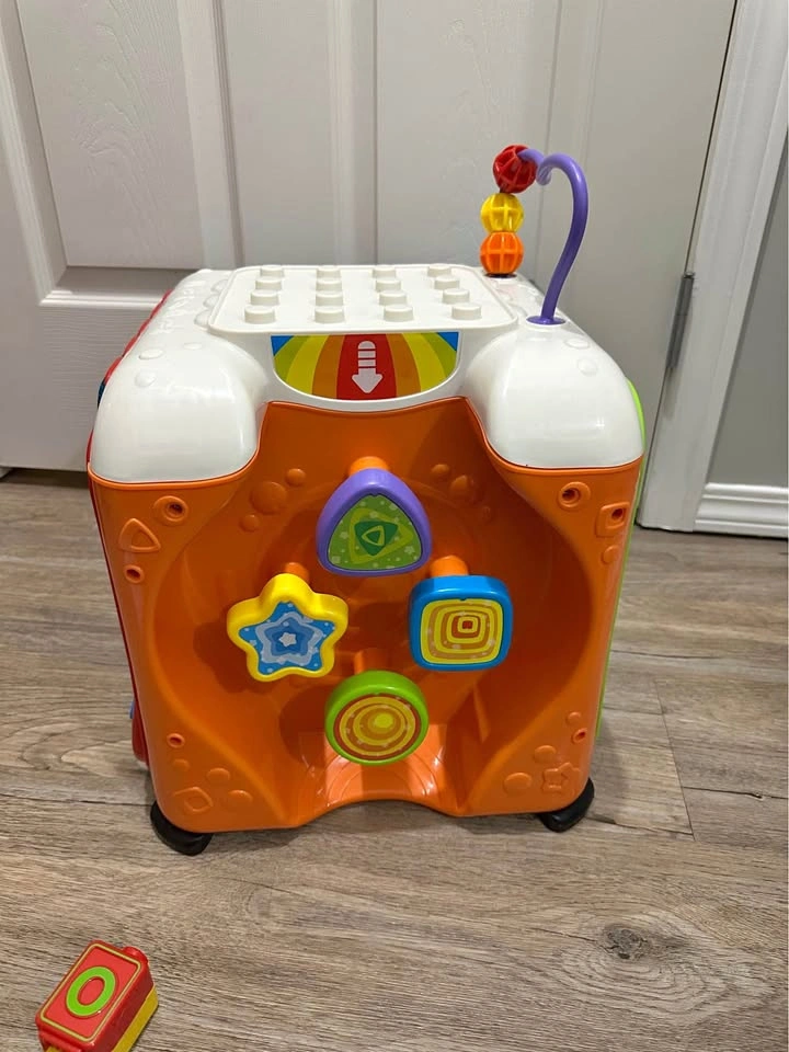 VTech Alphabet Activity Cube Baby Learning Toy
