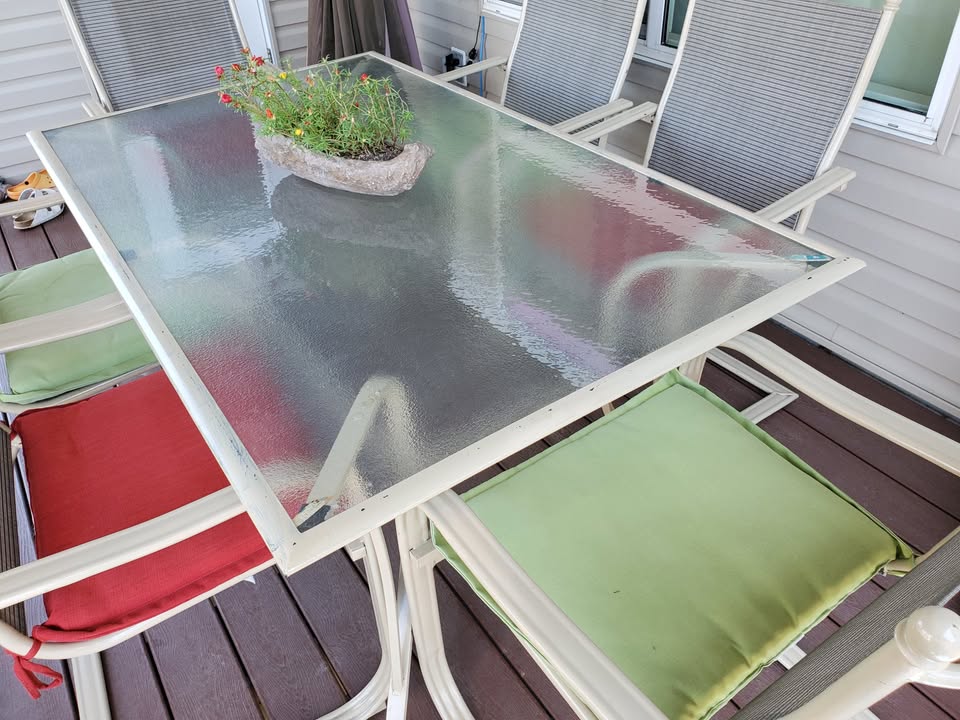 Patio Table w/ 6 Chairs - photo 2