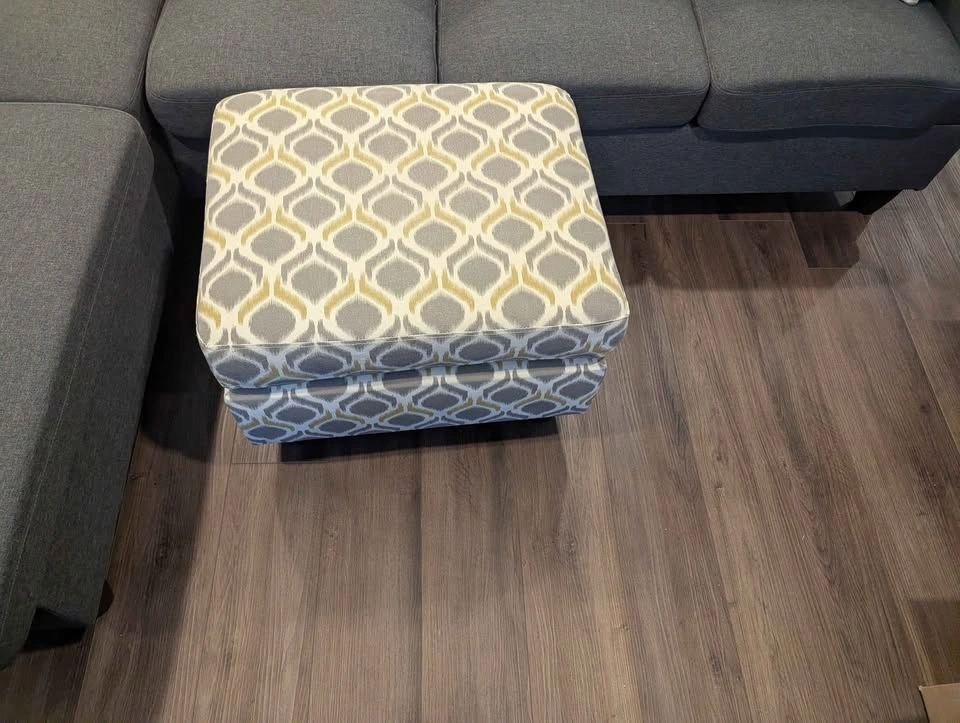 Modern Grey Sectional Couch with Ottoman and Cushions - photo 5