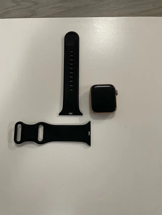 Apple Watch SE (1st Gen) - Rose Gold GPS