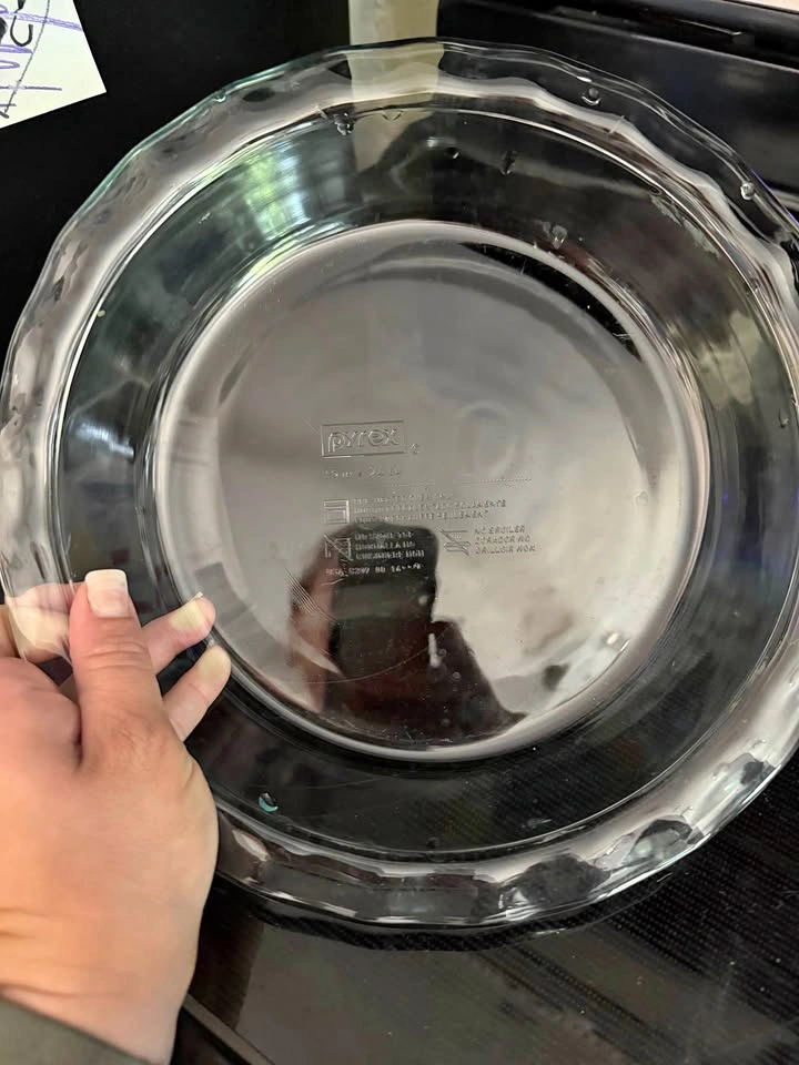 Pyrex Pie Baking Dishes Set