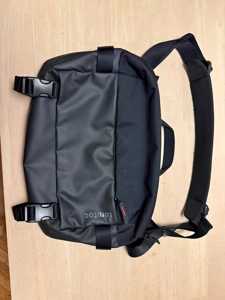 Tomtoc Explorer T21 EDC Sling Bag