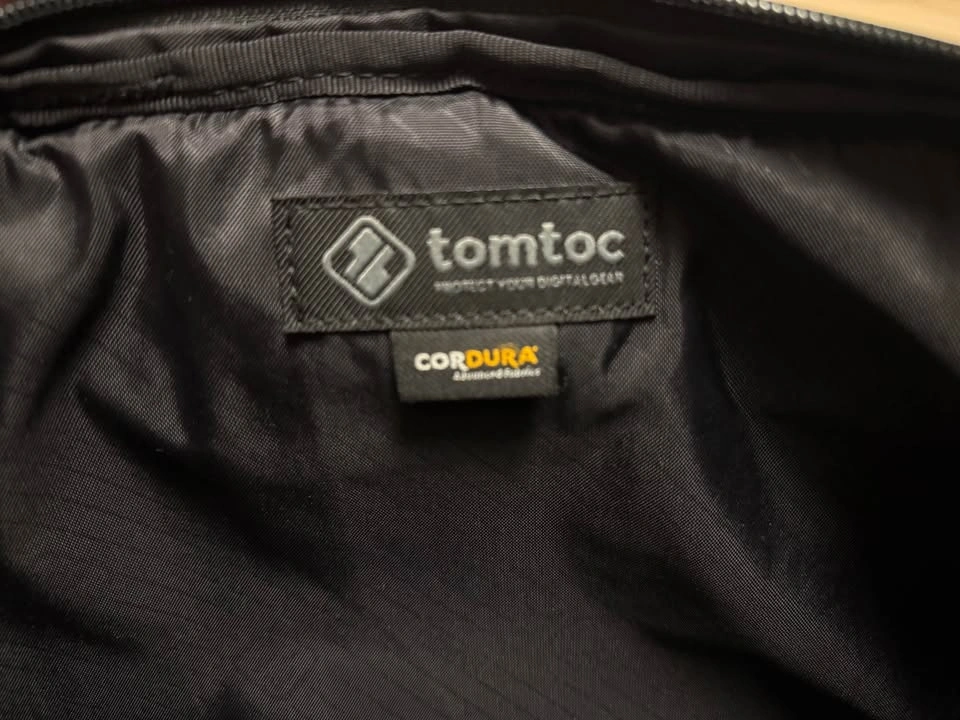 Tomtoc Explorer T21 EDC Sling Bag - photo 2