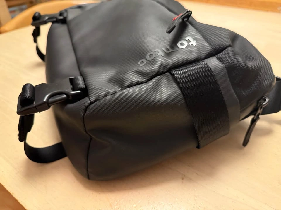 Tomtoc Explorer T21 EDC Sling Bag - photo 3