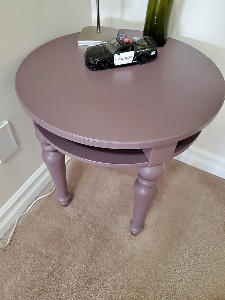 Corner Wood Table