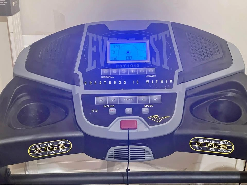 💥 Everlast EV8.9 Treadmill – Quick Folding | $450 💥