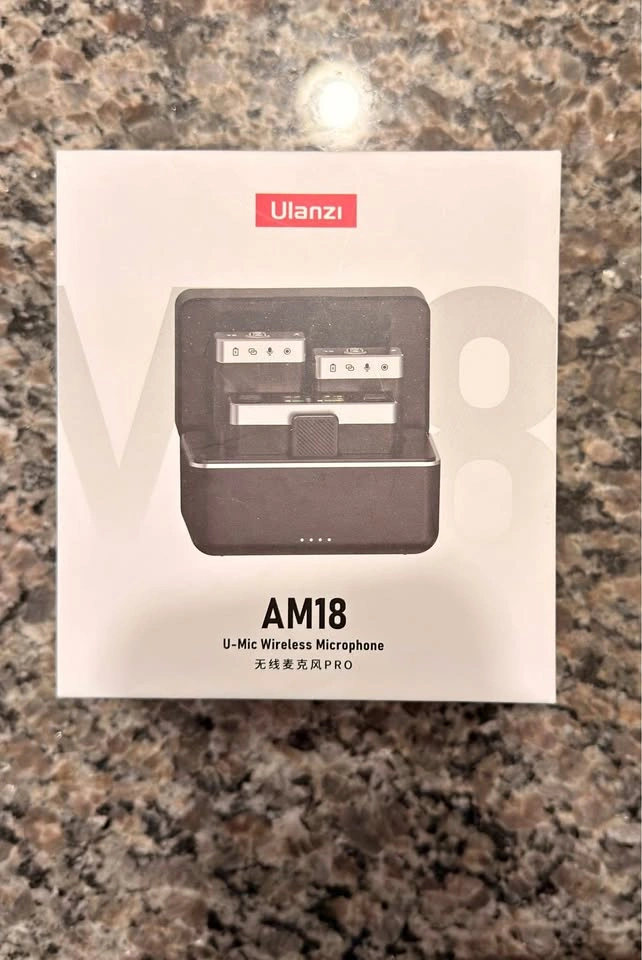 Ulanzi Wireless Microphone Set – Perfect for iPhone, Android & C