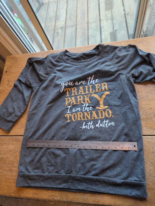 Yellowstone Beth Dutton Shirt - Large