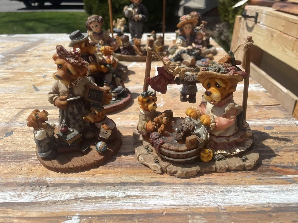 Figures - Yesterday's Child & Barkley's Crossing - photo 2