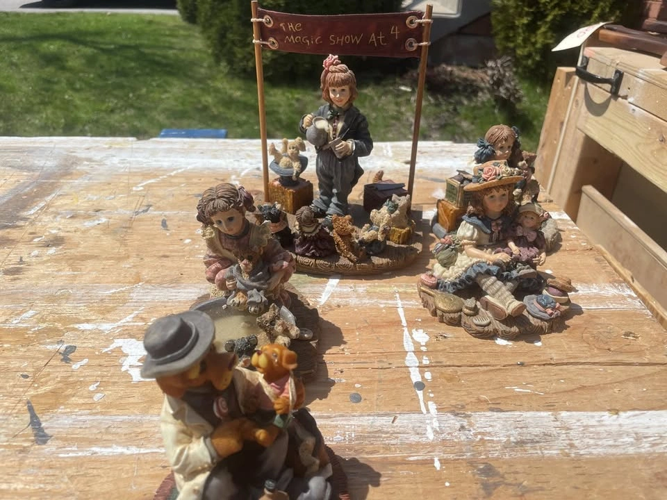 Figures - Yesterday's Child & Barkley's Crossing - photo 3