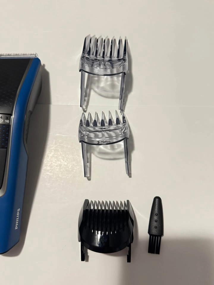 Philips Beard Trimmer with attachments - photo 2