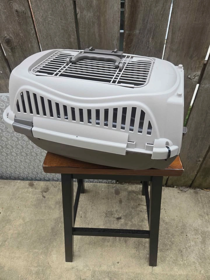 Cat Small Dog Carrier Crate with 2 Doors - photo 4