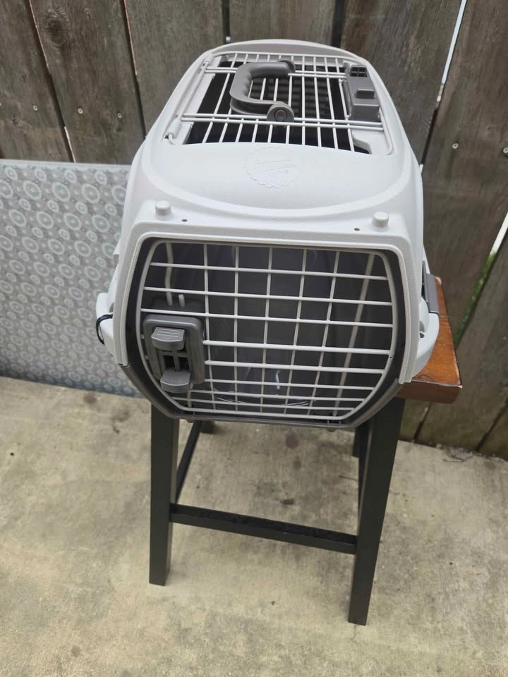 Cat Small Dog Carrier Crate with 2 Doors - photo 5