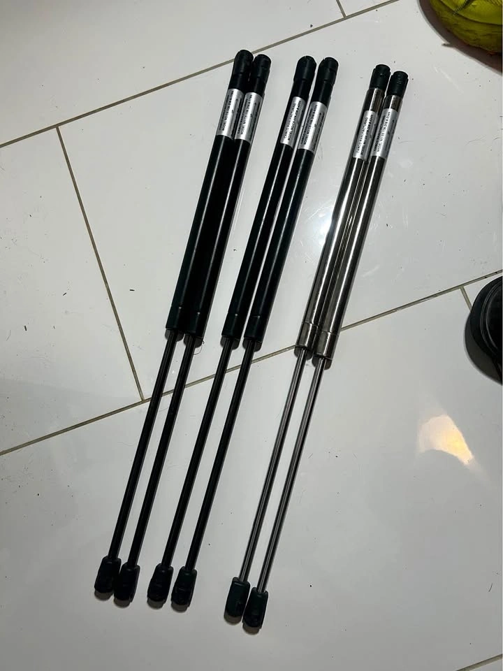 20” GAS STRUTS- 3 pairs