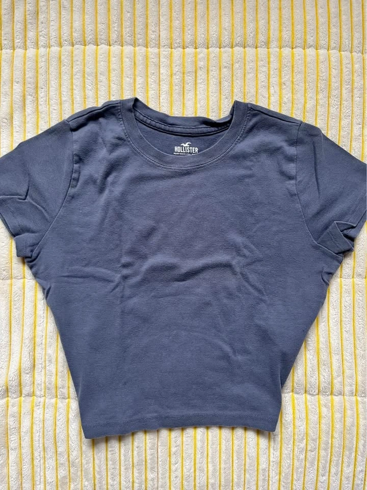Aritzia, Garage, Hollister Crop Tops - photo 3