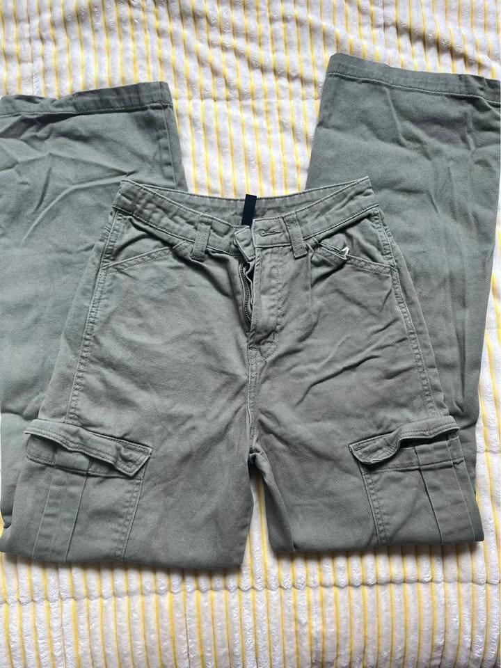 Green Cargo Pants - photo 3