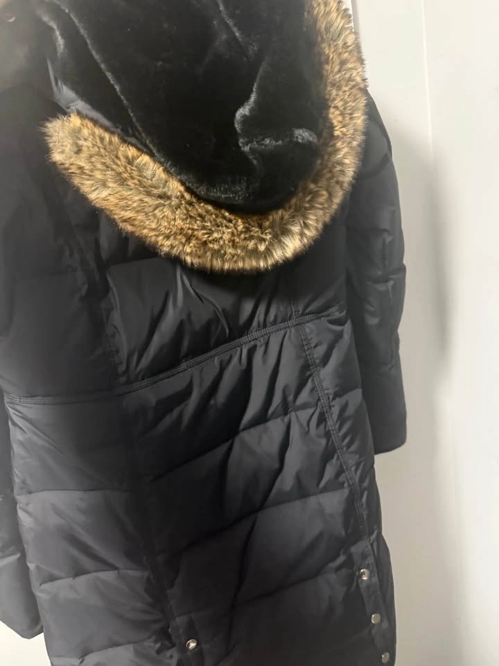 Black Sleek Winter Coat - photo 3