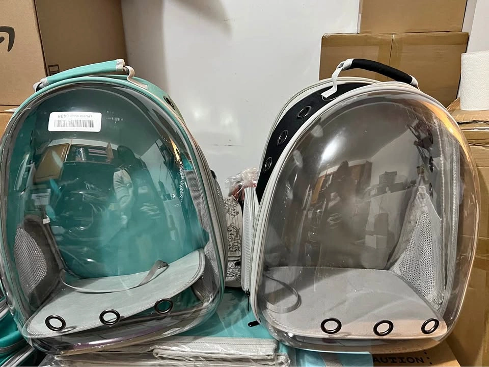 Bubble window pet carrier backpacks 18$ each