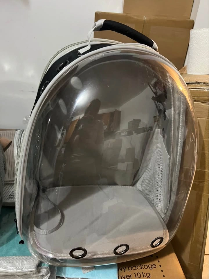 Bubble window pet carrier backpacks 18$ each - photo 3