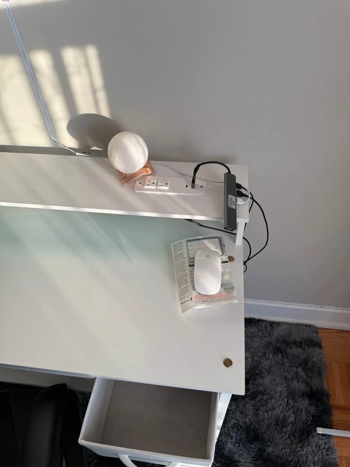 Gaming Chair & White Desk Set - photo 3