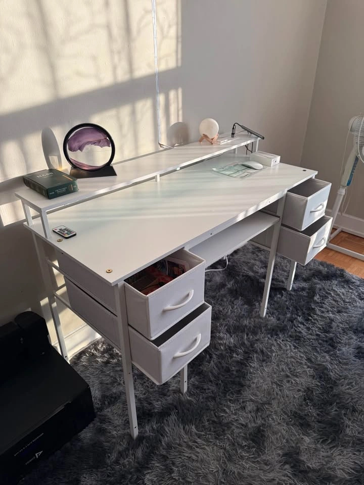 Gaming Chair & White Desk Set - photo 4
