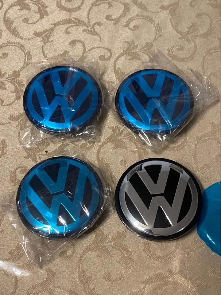 Volkswagen Center Caps - 65mm - photo 4
