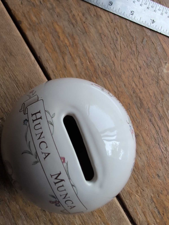 Royal Albert Beatrix Potter Hunca Munca Coin Bank - photo 4