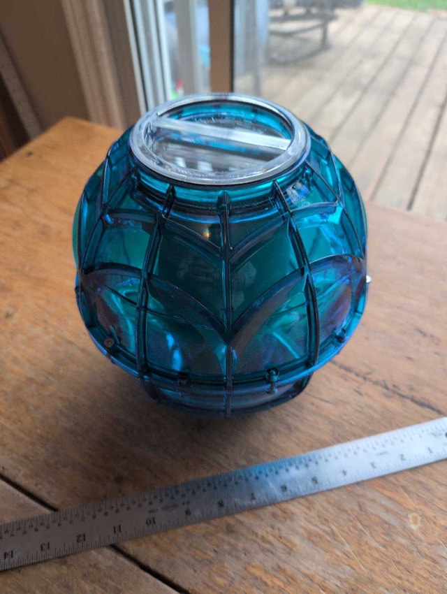 Ice Cream Revolution Maker mega ball