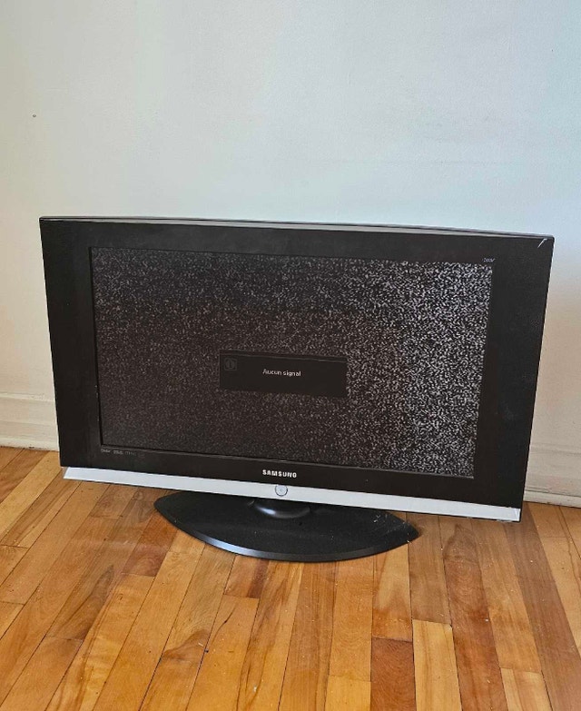 Samsung 32” HD TV – Great Condition – HDMI Ready!