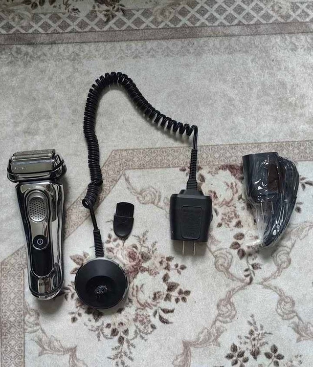 Braun Series 9 9293s Electric Shaver with Stand - photo 5