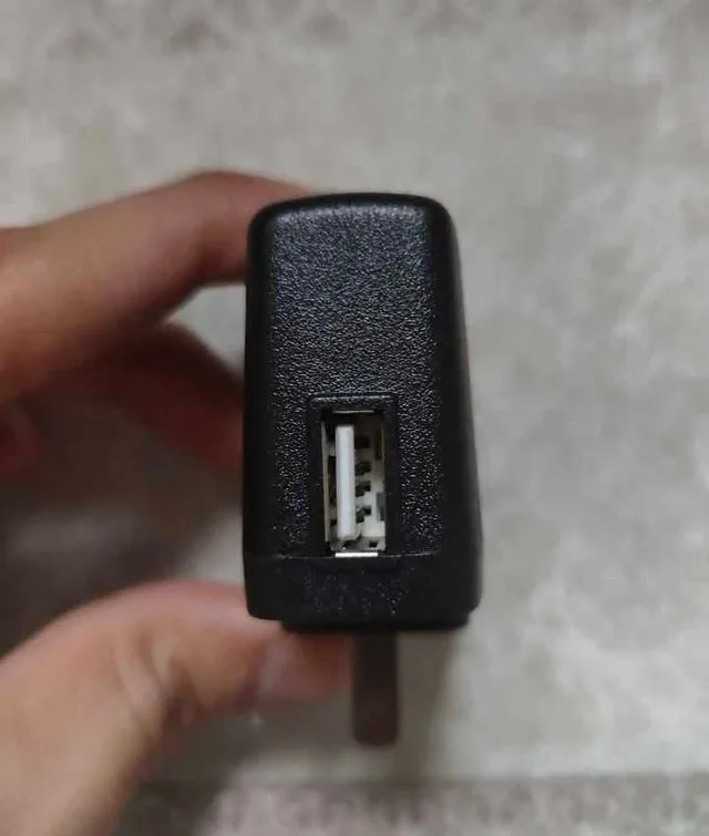 Black USB Wall Charger Adapter - photo 2