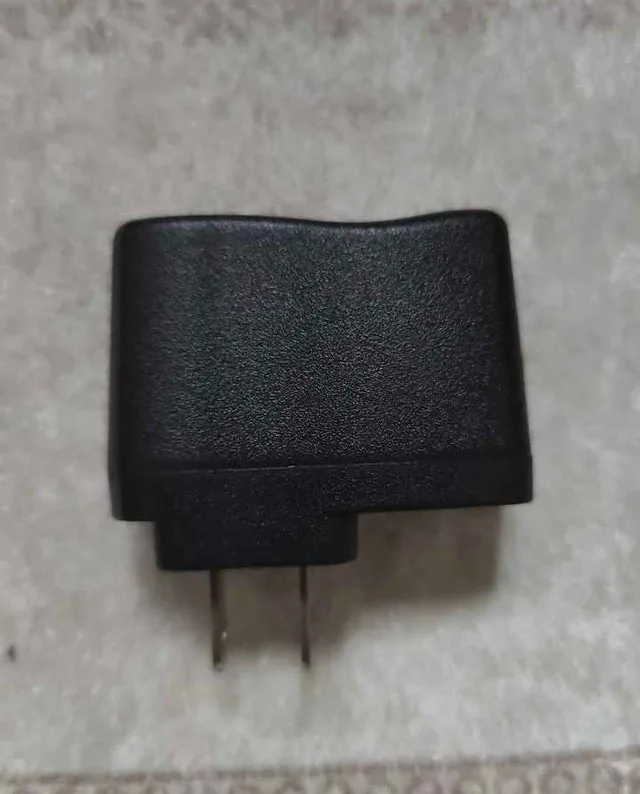 Black USB Wall Charger Adapter - photo 3