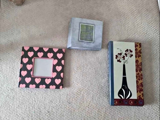 2 Photo Albums