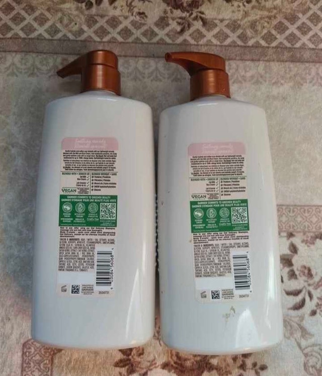Lot de 2 revitalisants Garnier Whole Blends Oat Delicacy - photo 2