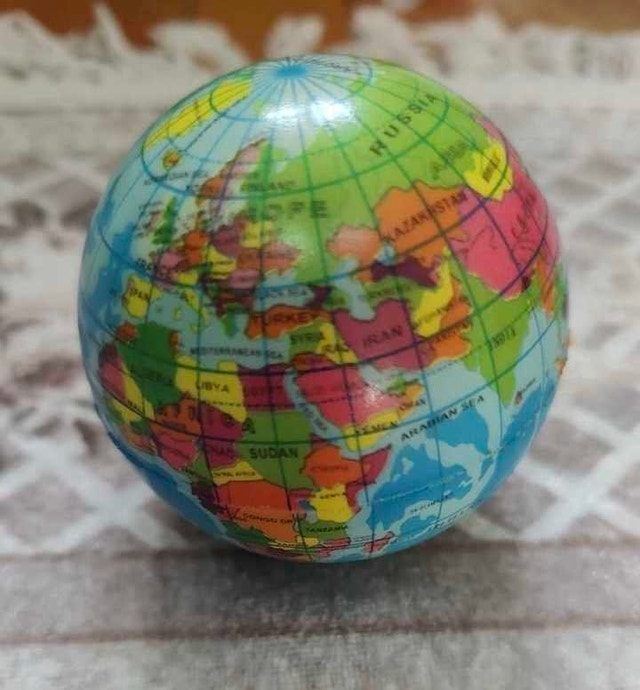 Mini Pocket World Globe - photo 2
