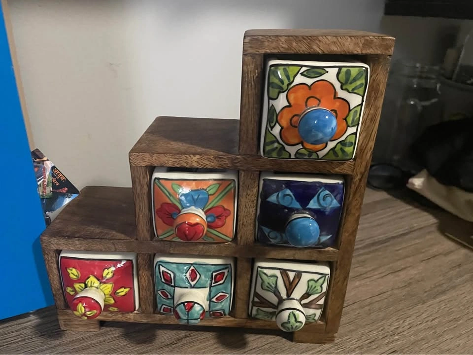 Jewelry Organizers and Medicine Cabinet - photo 5