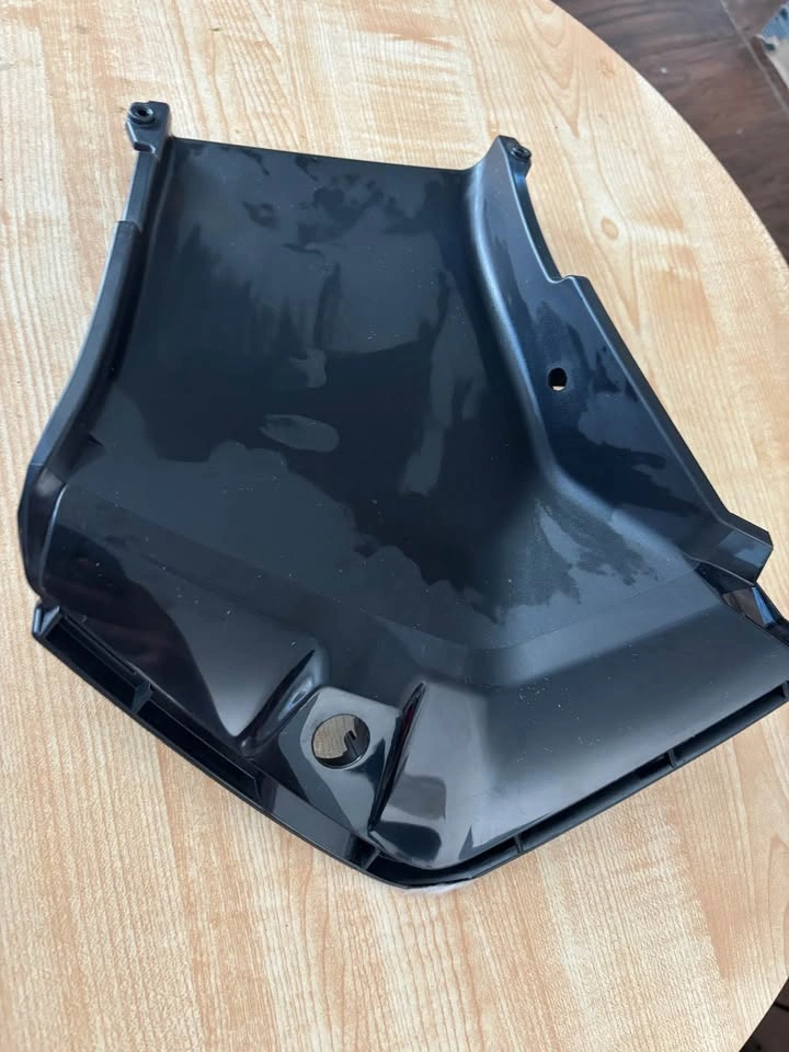 BMW OEM Front Right Air Curtain Molding Trim RH 9451142 NEW - photo 2