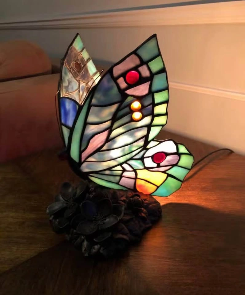 Vintage Tiffany Style Butterfly Table Lamp - photo 2