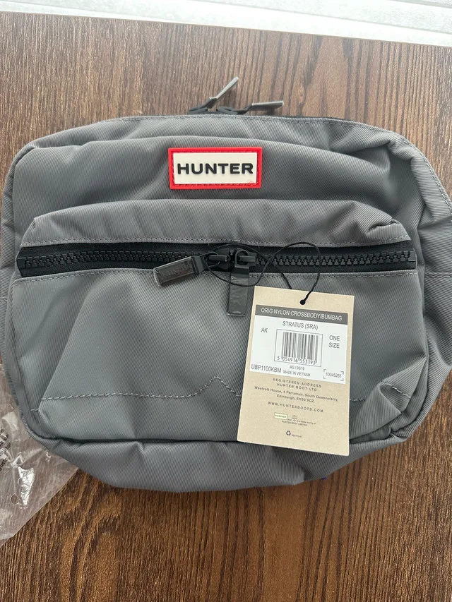 BRAND NEW - Hunter Cross Body Bag thumbnail