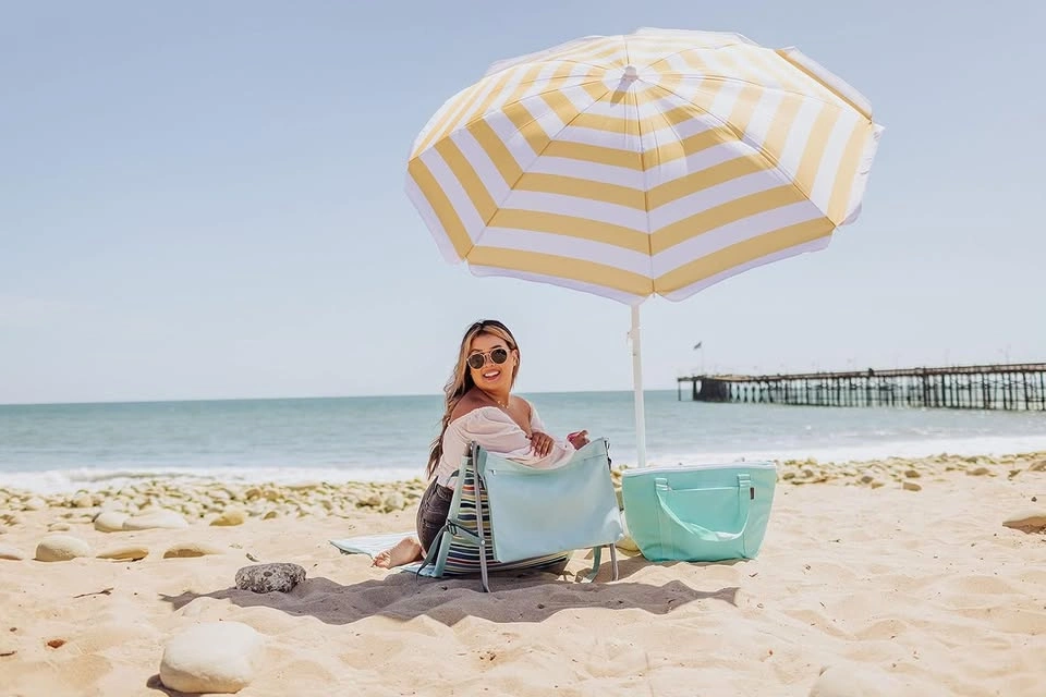 5'5" Yellow & White Beach Umbrella with Bag - photo 2