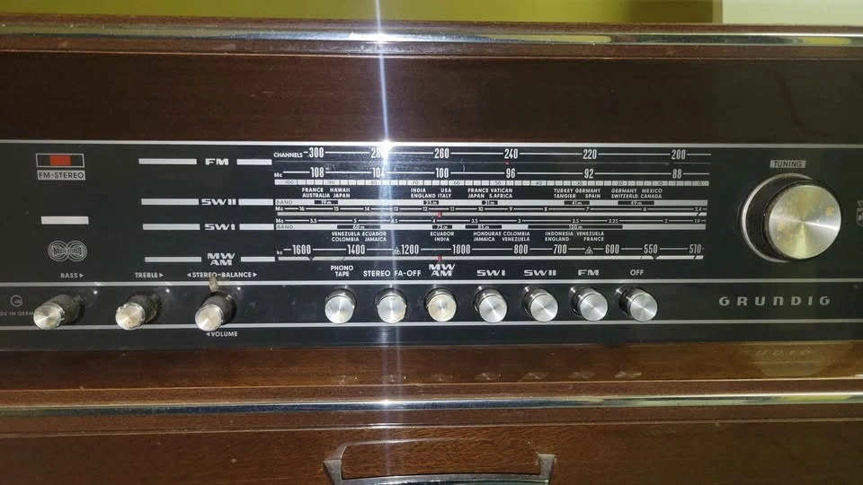 Vintage Grundig Stereo System - photo 2