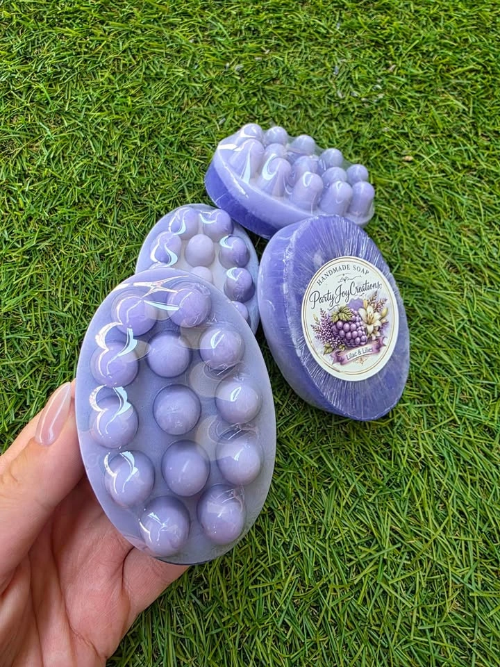 Lilac & Lilies Handmade Soap - photo 3