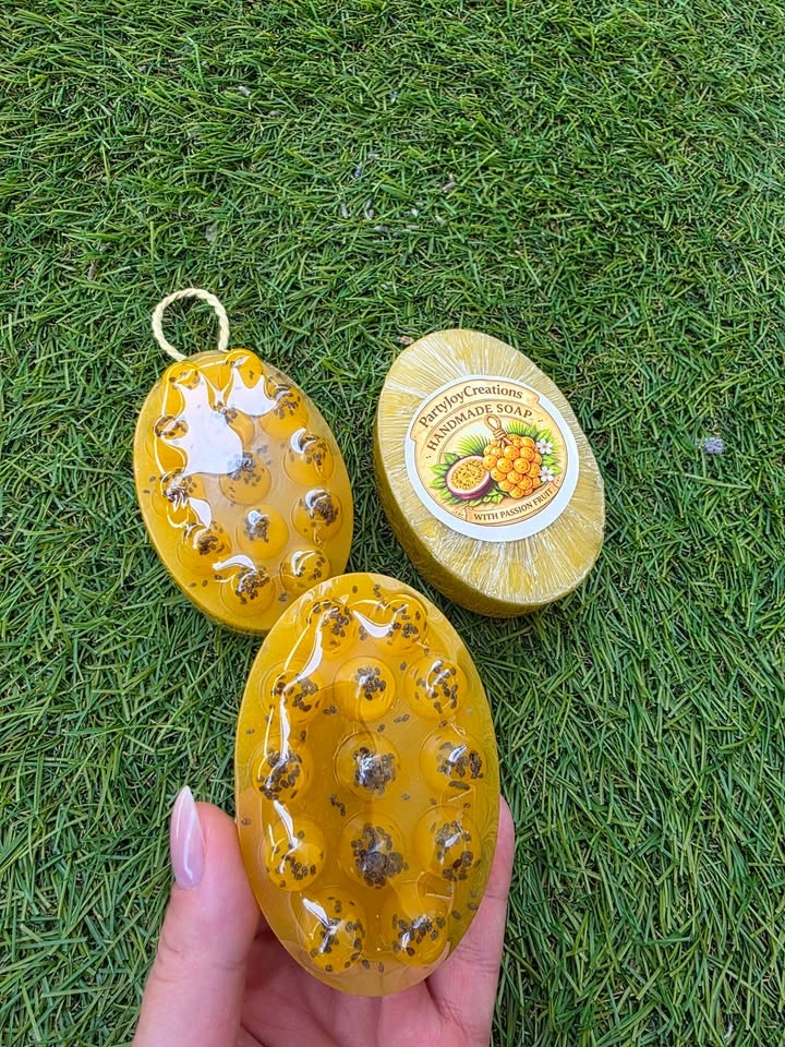 Handmade Passion Fruit Soap - photo 4