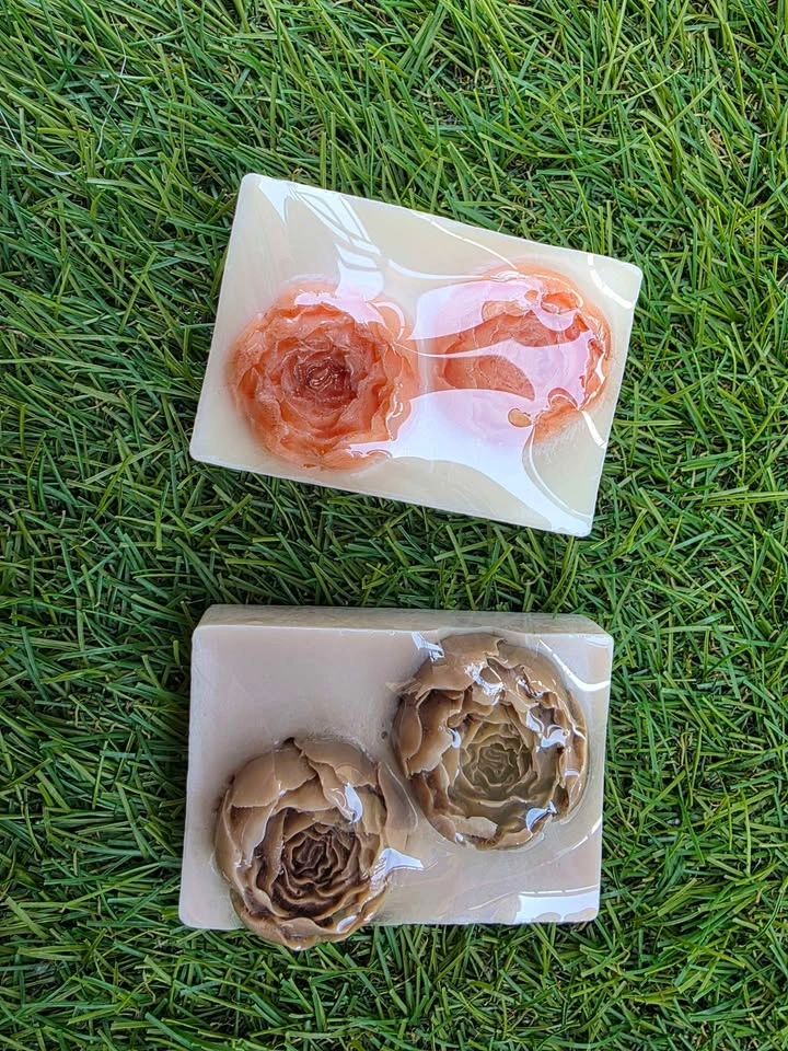 Handmade Flower Soaps - photo 3