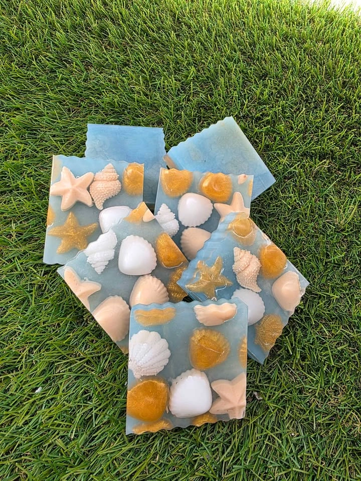Ocean themed seashell starfish soaps - photo 3