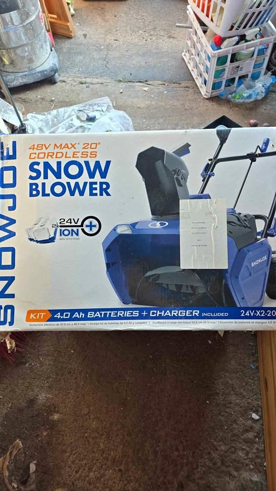 Snow Joe 48V Max 20" Cordless Snow Blower Kit