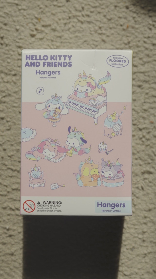 Hello Kitty Collectible (Brand New) - photo 3
