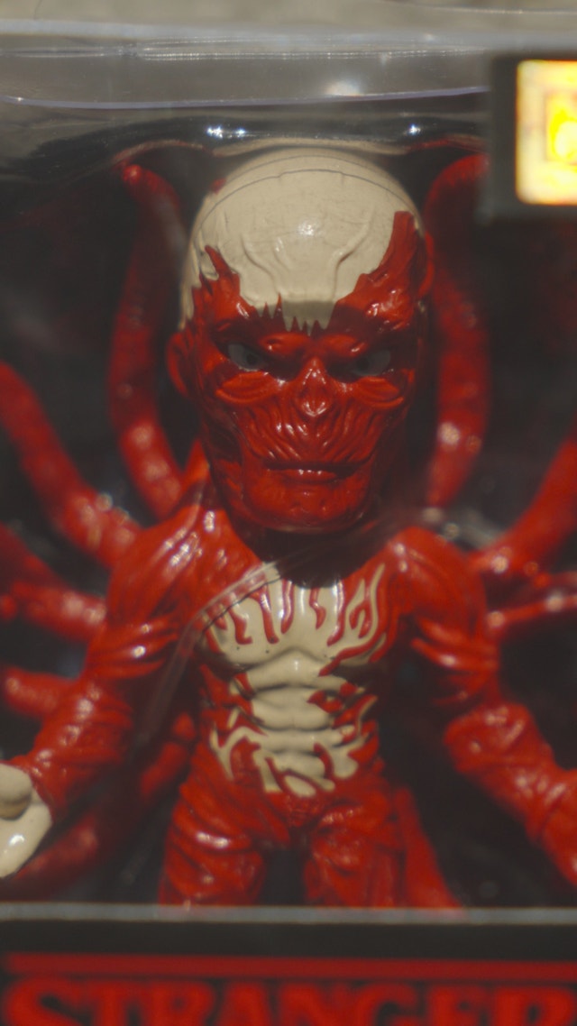 Stranger Things Vecna Figurine (Brand New) - photo 2
