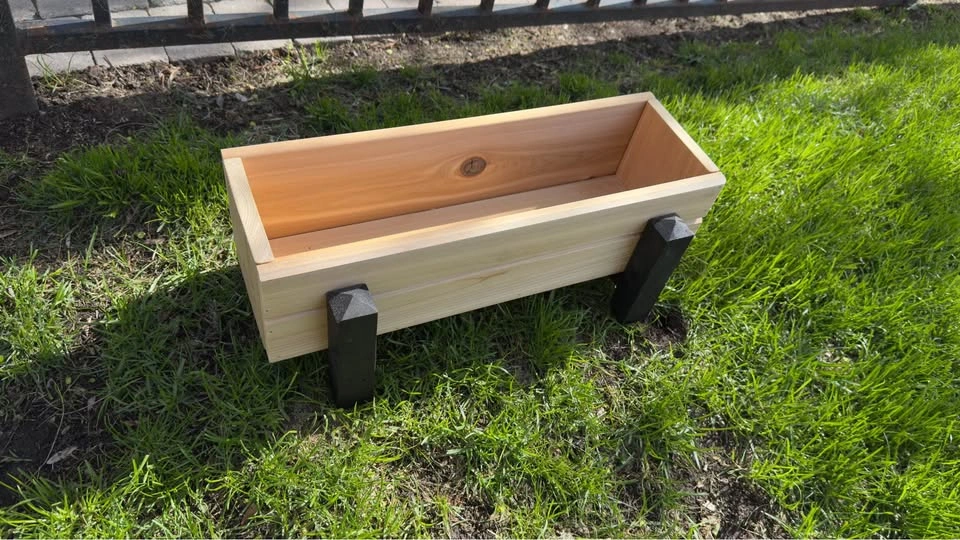 Cedar Planter Box with Legs - photo 3