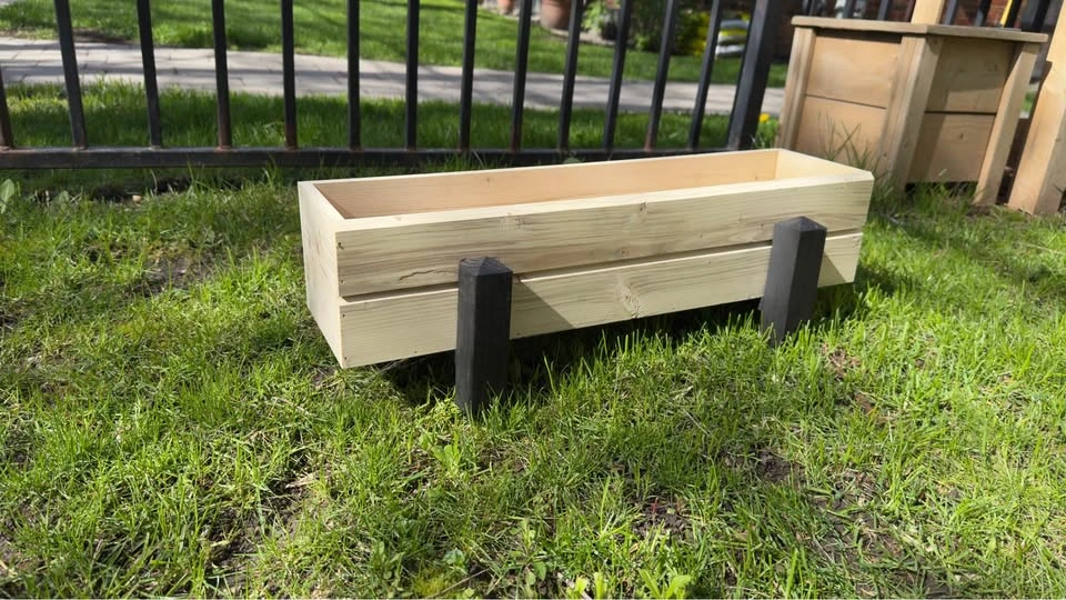 Wood Planter Box - photo 2